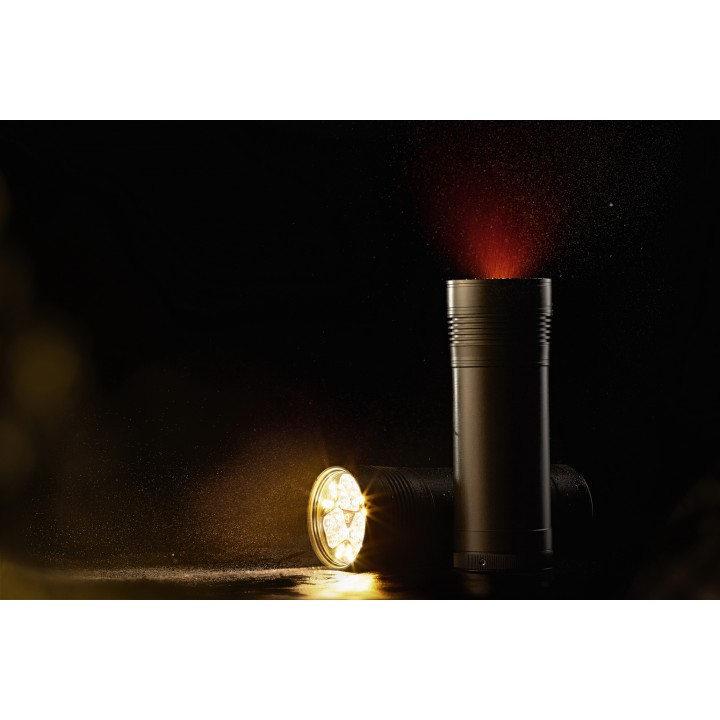 Підводний ліхтар HunterProLight-4 HUB для підводного полювання, дайвінгу, а також відеозйомки.