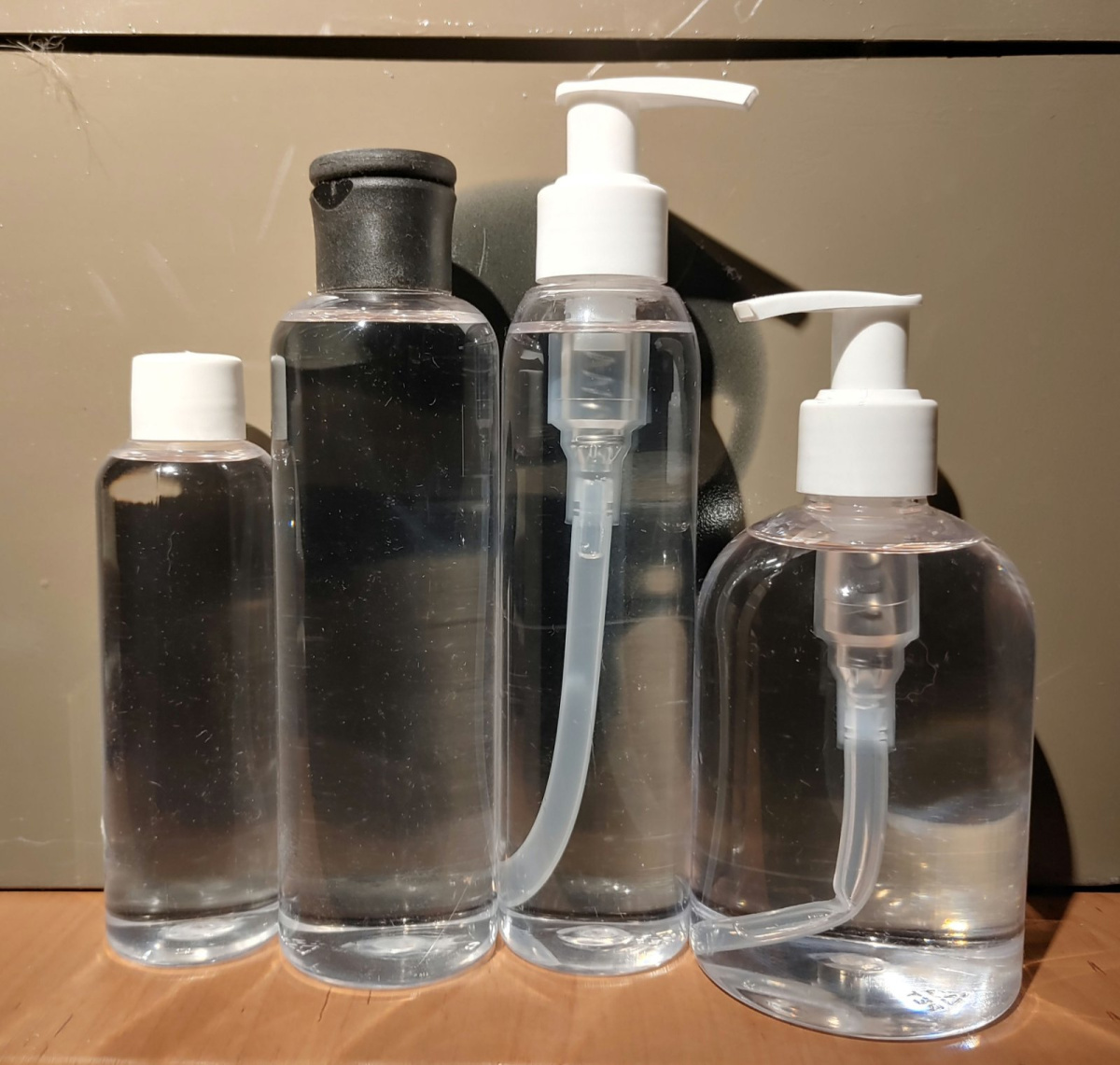 Изображение Вазелінова олія для одягання гідрокостюмів з неопрену